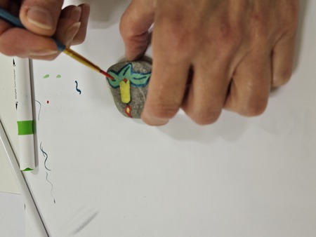 barvanje_kamenčkov_3