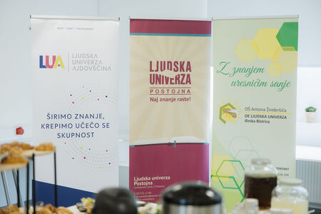 Znanje premika
